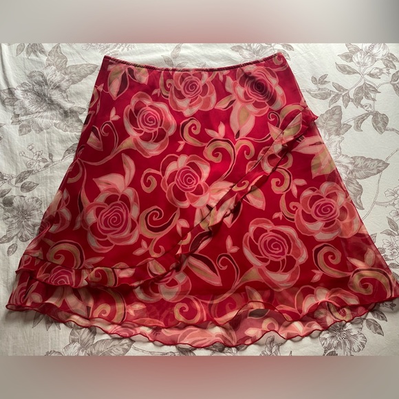 Vintage Dresses & Skirts - Vintage Y2K Sangria Rose Mesh Overlay Asymmetric Ruffle Mini Skirt 14P Romantic